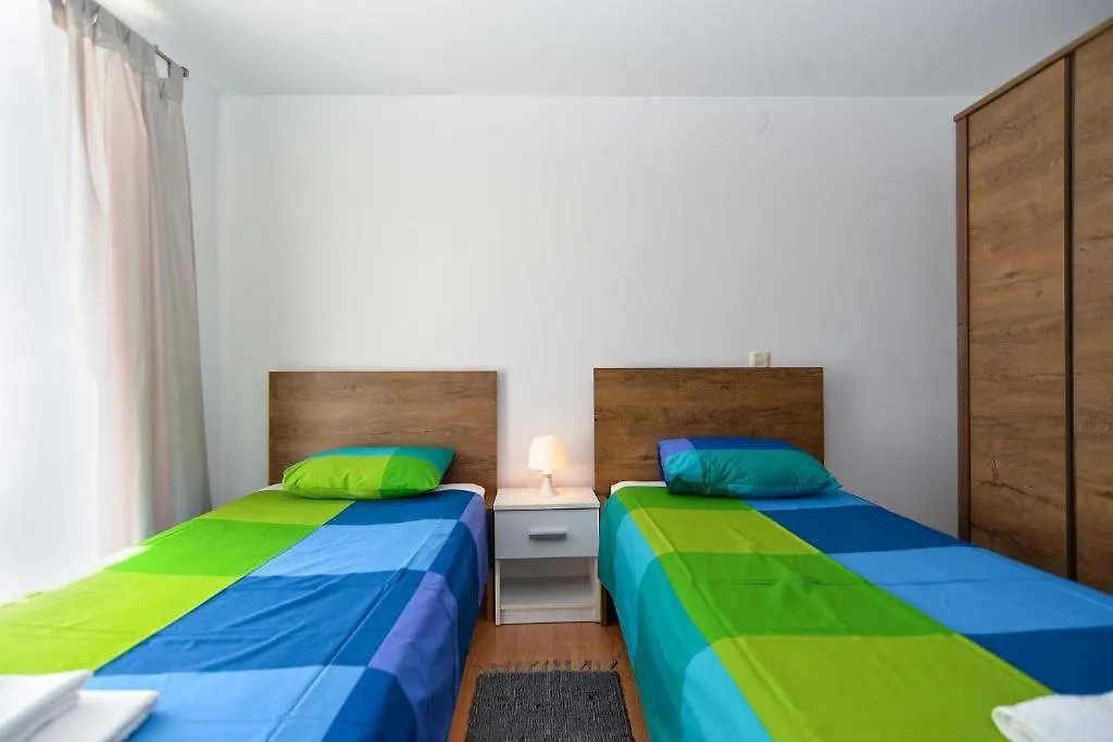 Apartment Erbirosa Rovinjsko Selo Kroatien